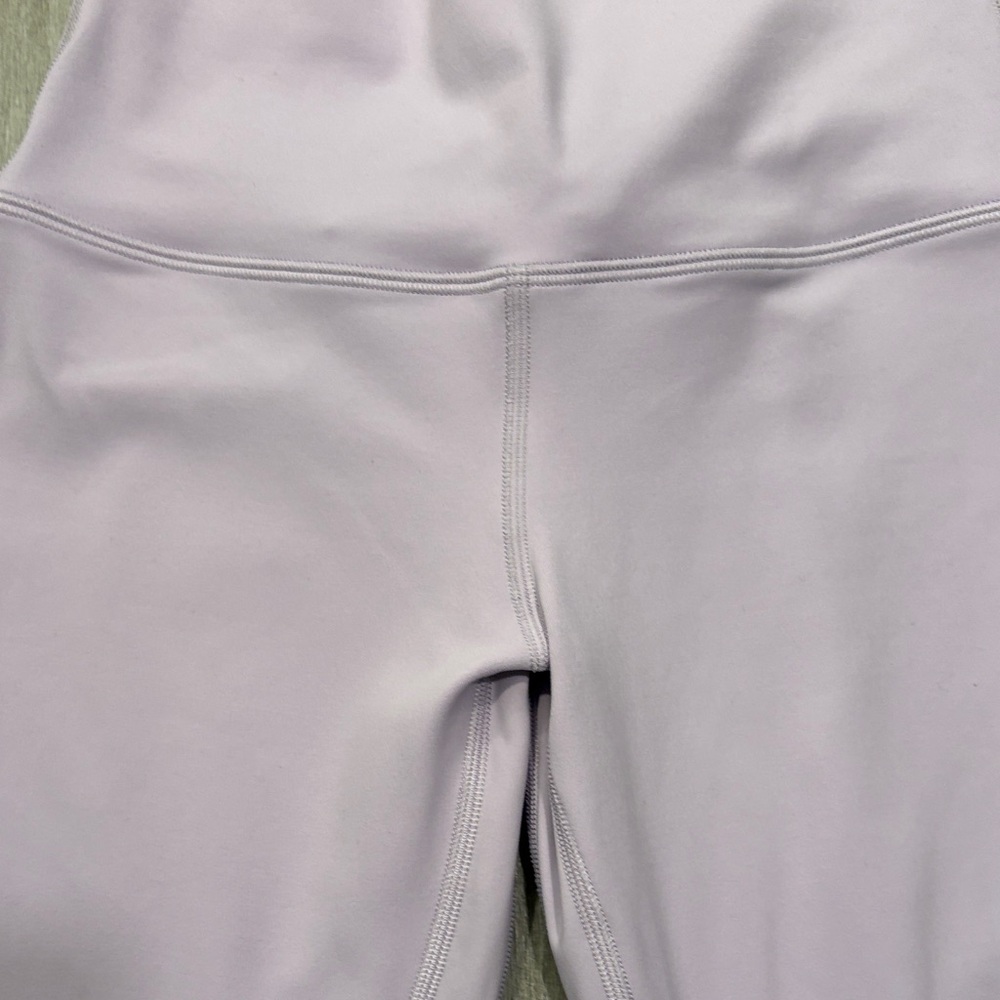 lululemon athletica Women's Lilac Align Leggings - Picture 3 of 4